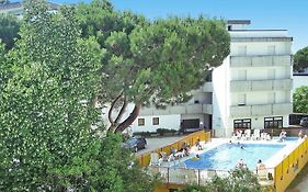 Apartment In Rosolina Mare 600M From The Sea